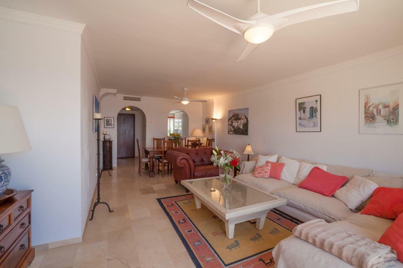 Ferienwohnung El Mirador De Bermuda Beach Estepona Exterior foto